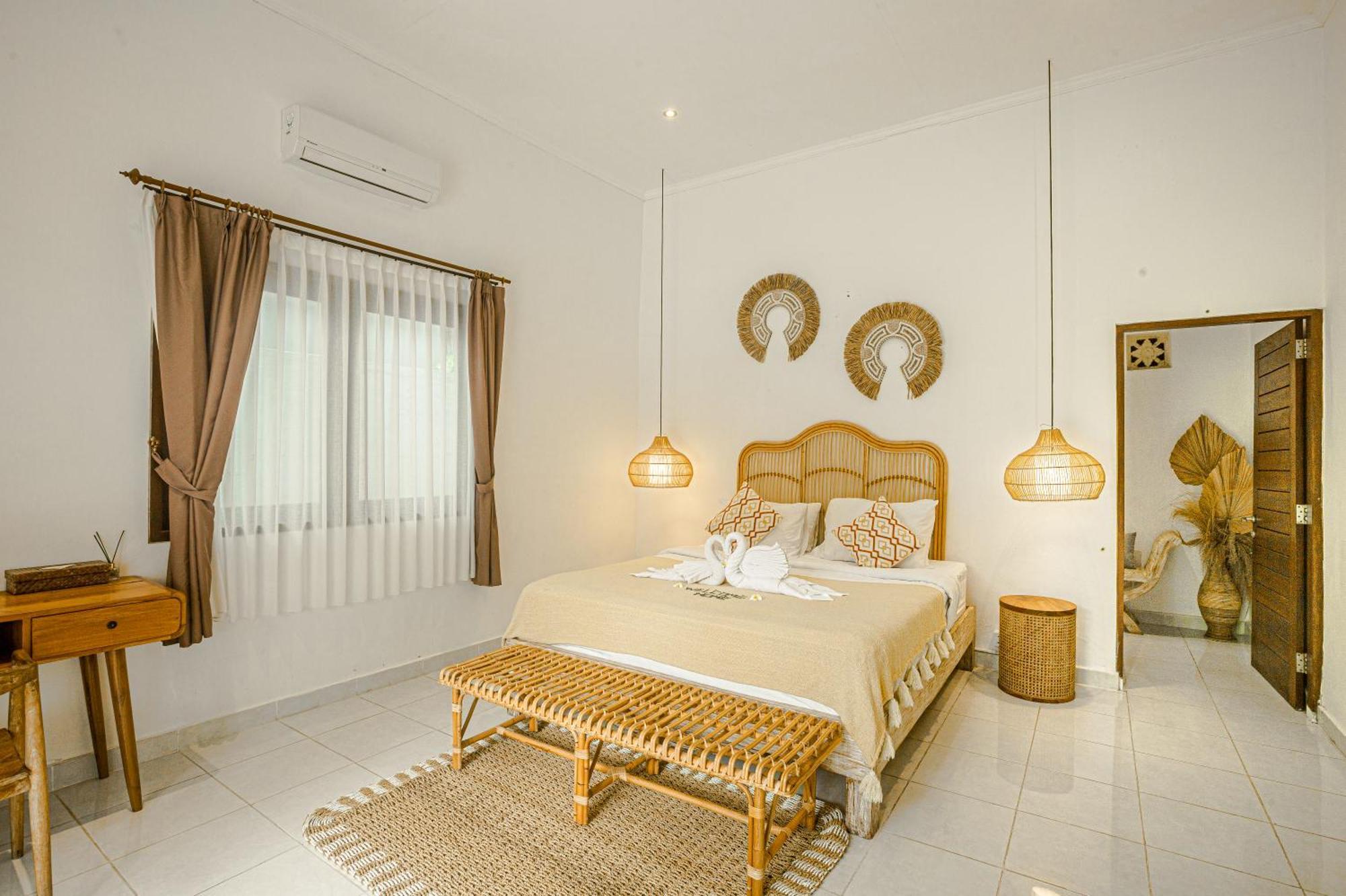 Deba I Villa *
